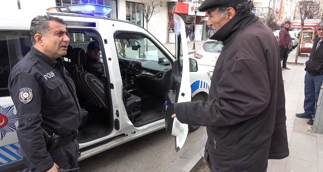 86 yaşındaki vatandaş: “Araba benziyor yakıyor devlete zarar vermeyelim”