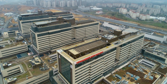 Başakşehir Şehir Hastanesi gün sayıyor
