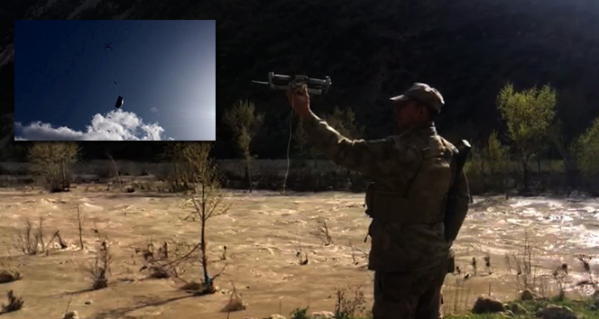 Jandarma yaşlı kadına ilaçlarını drone’la ulaştırdı