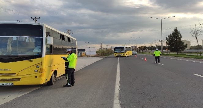 Kızıltepe’de trafikte korona virüs tedbirleri devam ediyor
