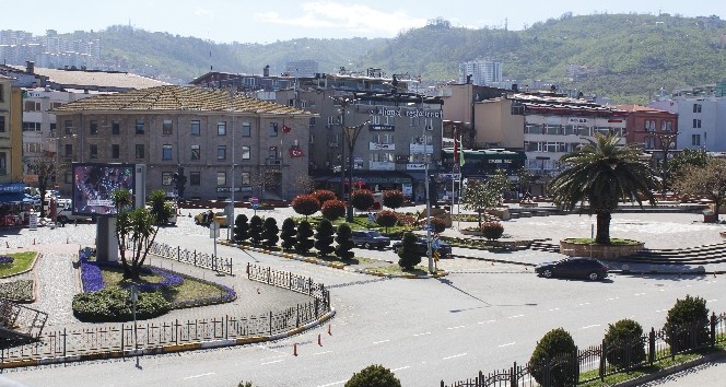 Giresun iki arada bir derede kaldı
