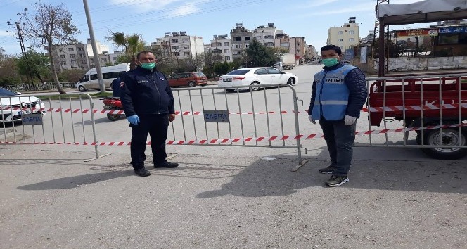 Semt pazarlarında korona virüs tedbirleri sıkı uygulanıyor