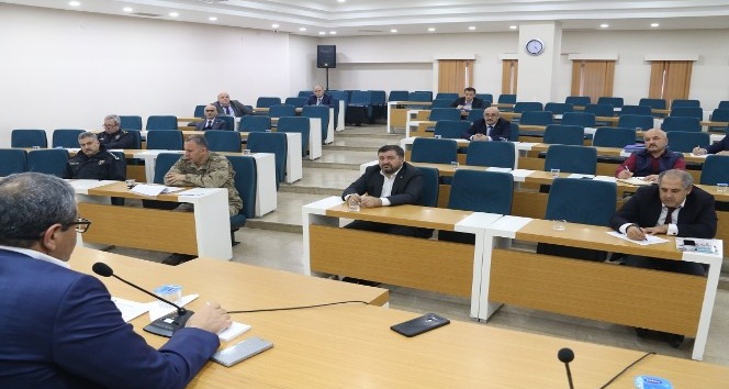 Mevsimlik işçiler konusunda Kovid-19 tedbirleri toplantısı yapıldı