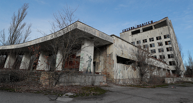 Çernobil’de orman yangını radyasyon seviyesini 16 kat arttırdı