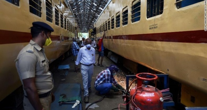 Hindistan’da tren vagonları karantina merkezine dönüştürüldü