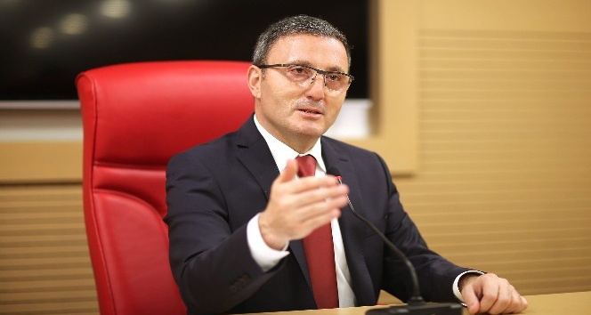 GTSO Başkanı Çakırmelikoğlu: “Eksik ya da kredi limiti sorun olduğu ifade edilen küçük işletmelerimize bankaların pozitif ayrım göstermesini arzuluyoruz”