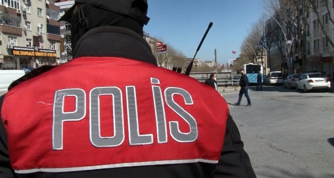 İstanbul’da polis kaçak maske üretenlere göz açtırmıyor