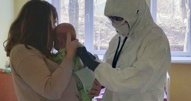 Ukrayna’da 3 aylık bebek korona virüsüne yakalandı