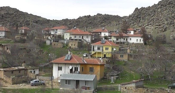 Kırşehir’de 80 dairenin olduğu 2 blok ve bir köyde karantina