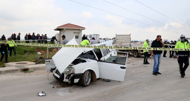 Adana’da feci trafik kazası: 3 ölü, 2 yaralı