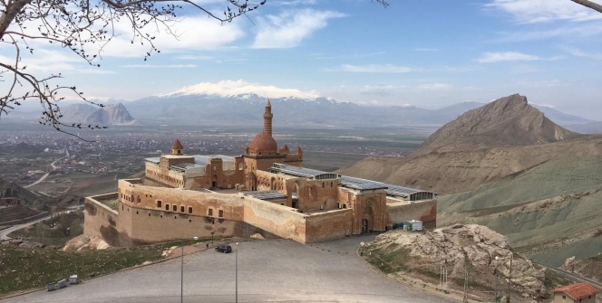 İshak Paşa Sarayı yıllar sonra sessizliğe büründü