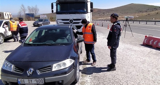 Yozgat’ta yol denetimleri aralıksız devam ediyor