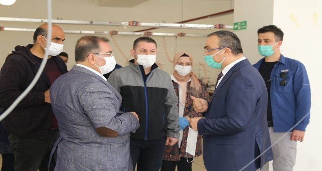 Belediye maske üretmeye başladı