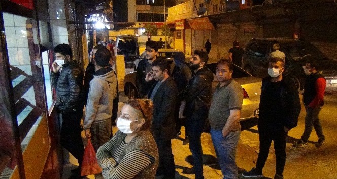 Kızıltepe’de vatandaşlar marketlere akın etti