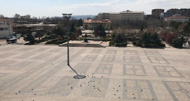 Kırıkkale büyükşehir olmadığı halde yasağa uydu