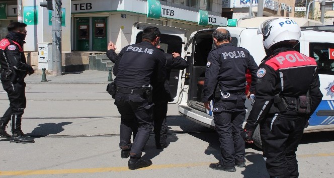 Antalya'da Polisi Kuş Uçurtmadı Antalya