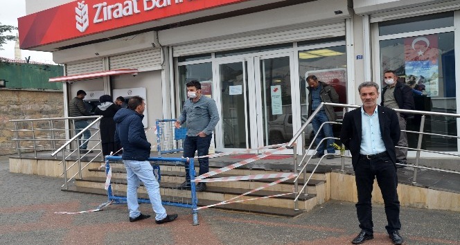 Beytüşşebap’ta korona virüs önlemleri kapsamında dezenfektan noktaları oluşturuldu