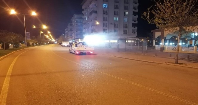 Korana virüs tedbirleri kapsamında dezenfekte sürüyor