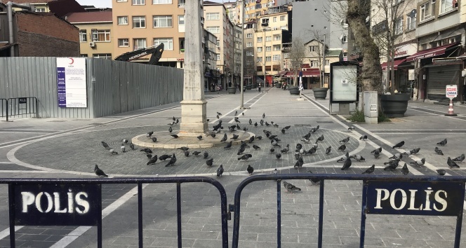 Beyoğlu’nda bazı caddeler yaya geçişlerine kapatıldı