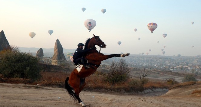 Kapadokya’da sıcak hava balon turları 1 Temmuz’a kadar ertelendi
