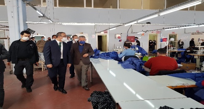 Vali Soytürk OSB’de üretim yapan tesisleri denetledi