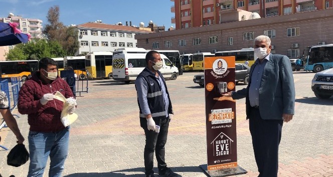 Kızıltepe’de pazar yerlerine el dezenfektanı aparatı konuldu