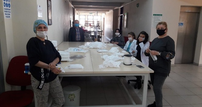 Giresun’da salgının başladığı günden bugüne kadar 22 bin 828 maske üretildi