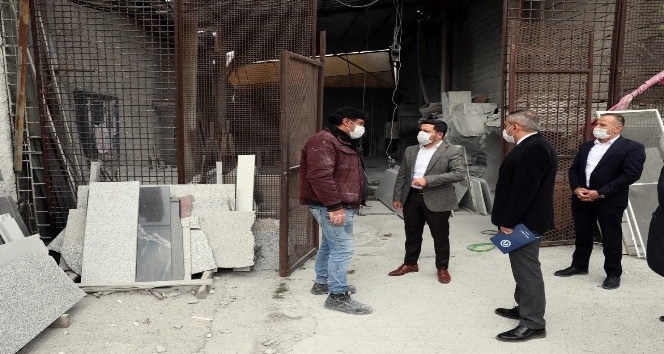 Başkan Arı, sanayi esnaflarını ziyaret etti
