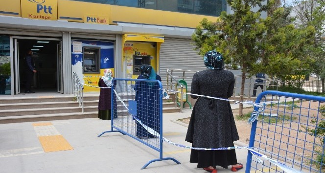 Kızıltepe Belediyesi ’sosyal mesafe’ çalışmalarını sürdürüyor