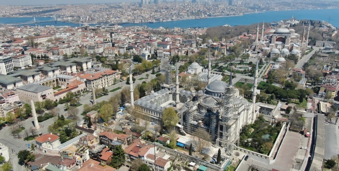 İstanbul’da tarihi meydanların boş hali havadan görüntülendi