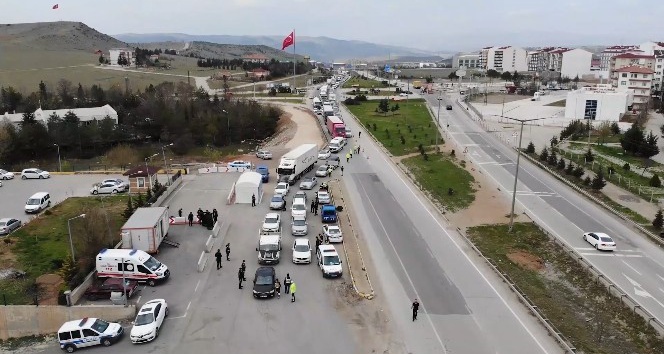 43 ilin geçiş güzergahı Kırıkkale’de bin 133 araç denetlendi
