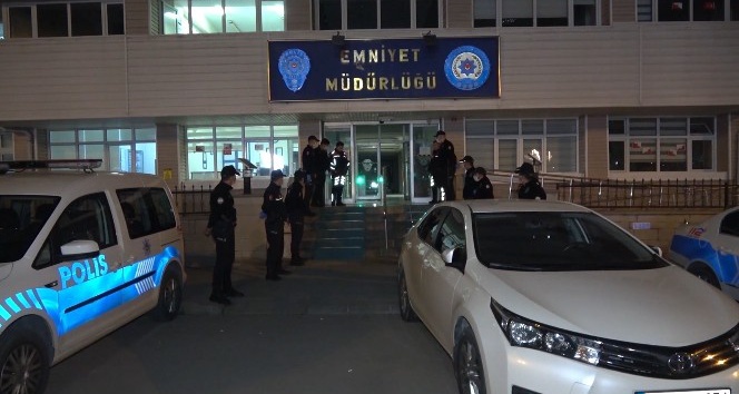 Gece yarısı ’kumar’ operasyonu: 18 kişiye 56 bin 700 TL ceza