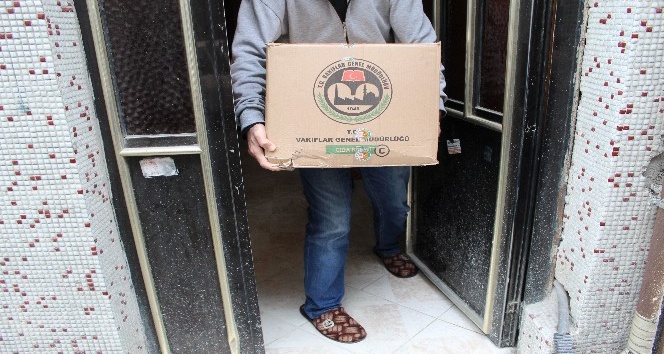 İstanbul Vakıflar 1’nci Bölge Müdürlüğünden 2 bin 23 aileye kuru gıda yardımı