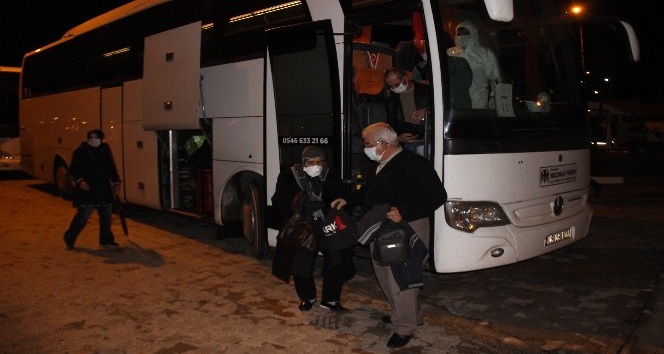 Almanya’dan gelen 285 kişi Yozgat’a getirildi