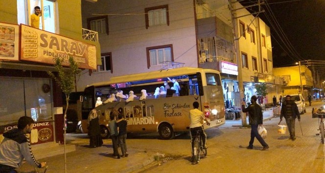 Kızıltepeliler belediyenin üstü açık otobüsünde moral buldu