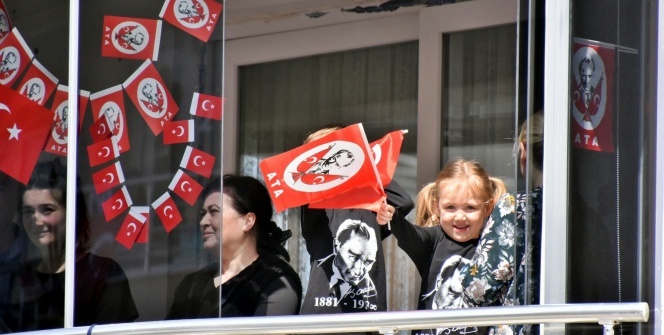 23 Nisan kutlamalarında renkli görüntüler