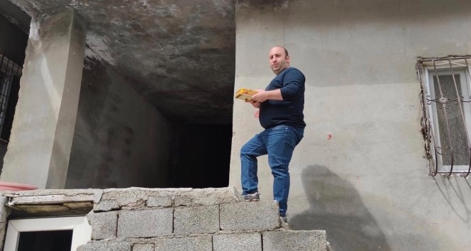 Şırnak’ta arıcılar ihtiyaç sahibi ailelere bal dağıttı