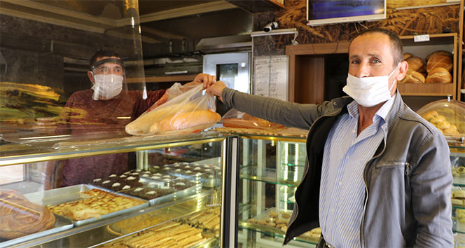 Safranbolulu fırıncıdan işini kaybedenlere ücretsiz ekmek