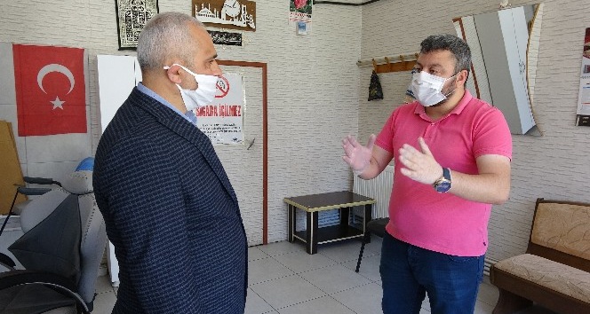 Zaten açamadığı iş yerini tahliye etmesi istendi