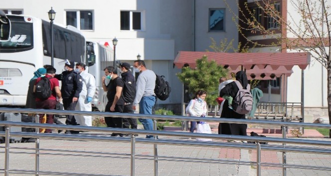 Cibuti ve Somali’den getirilen 123 Türk vatandaşı Nevşehir’de karantinaya alındı