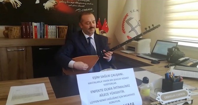 Müdürden ’dombra’ müzikli ’korona virüs’ şarkısı