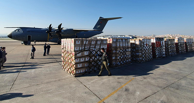 Türkiye&#039;den ABD&#039;ye tıbbi yardım malzemeleri gönderildi