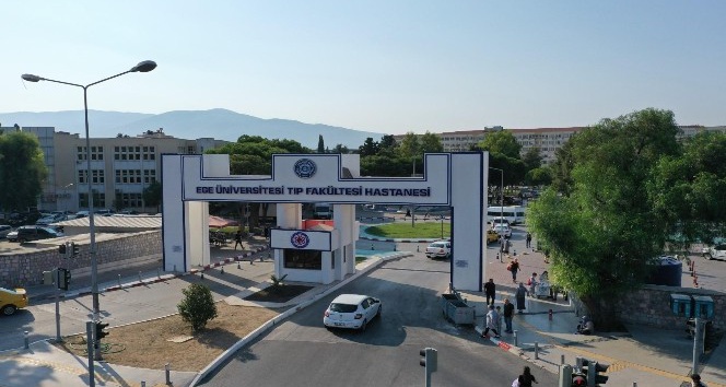 Salgınla mücadelede Ege’nin başarısı