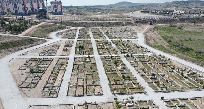 Kaldırım ve Taşlıbel mezarlıklarına yeni kapı yapılıyor