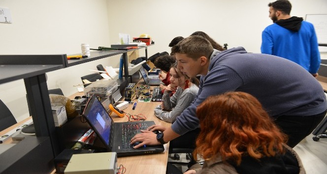 BANÜ 4 proje ile Teknofest’e hazırlanıyor