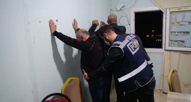Mardin’de kumar operasyonu: 8 kişiye 39 bin lira idari para cezası uygulandı
