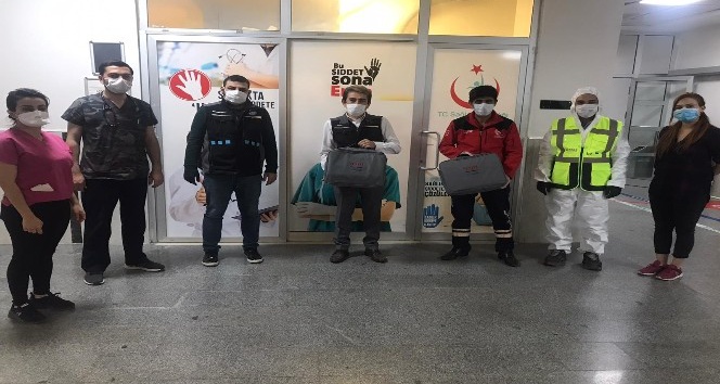 Hastaneye cihaz hediye edildi