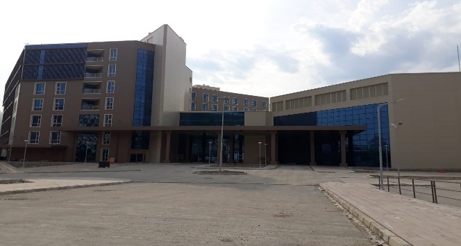 Giresun Eğitim ve Araştırma Hastanesi tamamlandı.