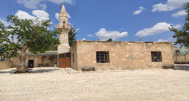 Korona virüs türbe ziyaretlerini de vurdu