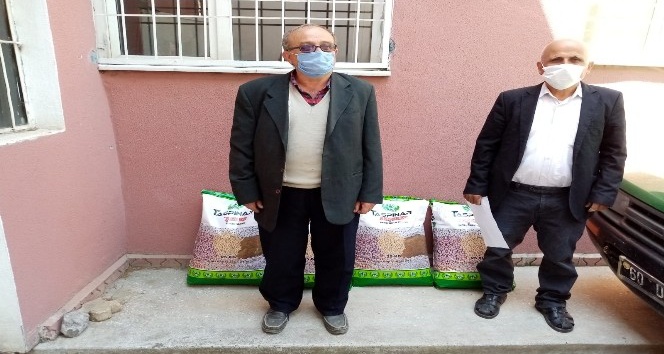 Niksar’da 3 Bin 700 kg. fasulye tohumu dağıtıldı